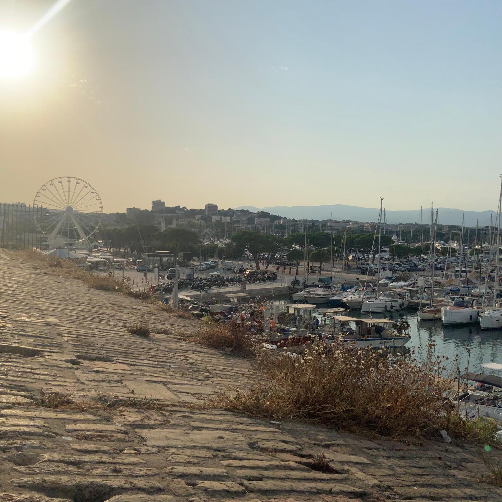 Отель Escapade Antiboise Avec Parking Inclus Антиб Экстерьер фото